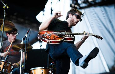 black keys dan auerbach