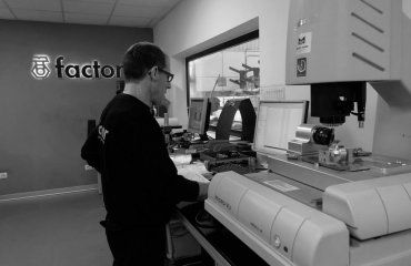 factor mecanizado relaciones